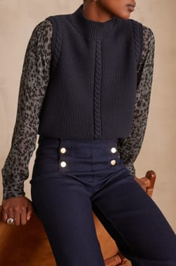 Pull sans manches SCARLET;${refinementColor}