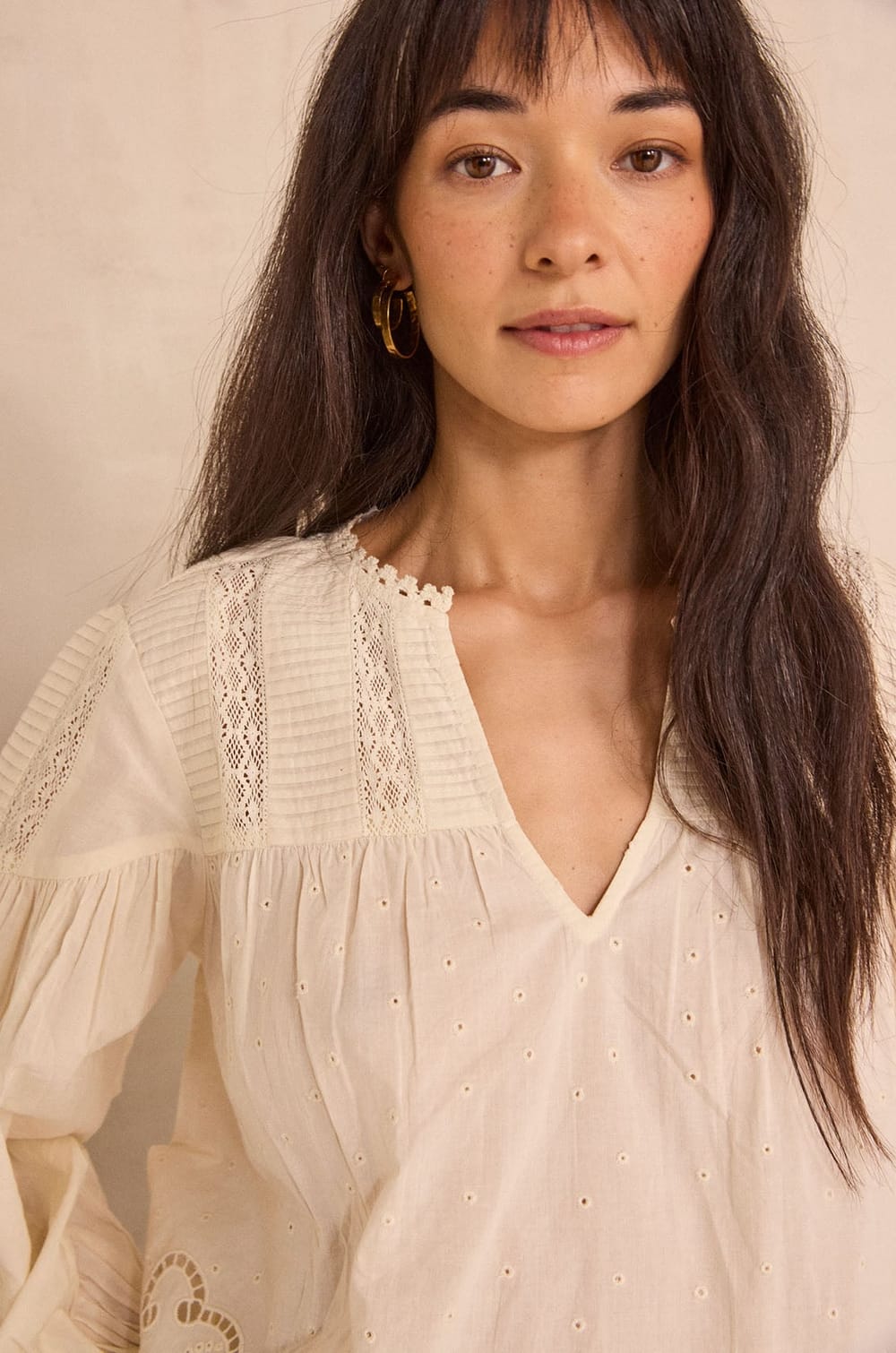 Embroidered cream cotton blouse MADELEINE;${refinementColor}