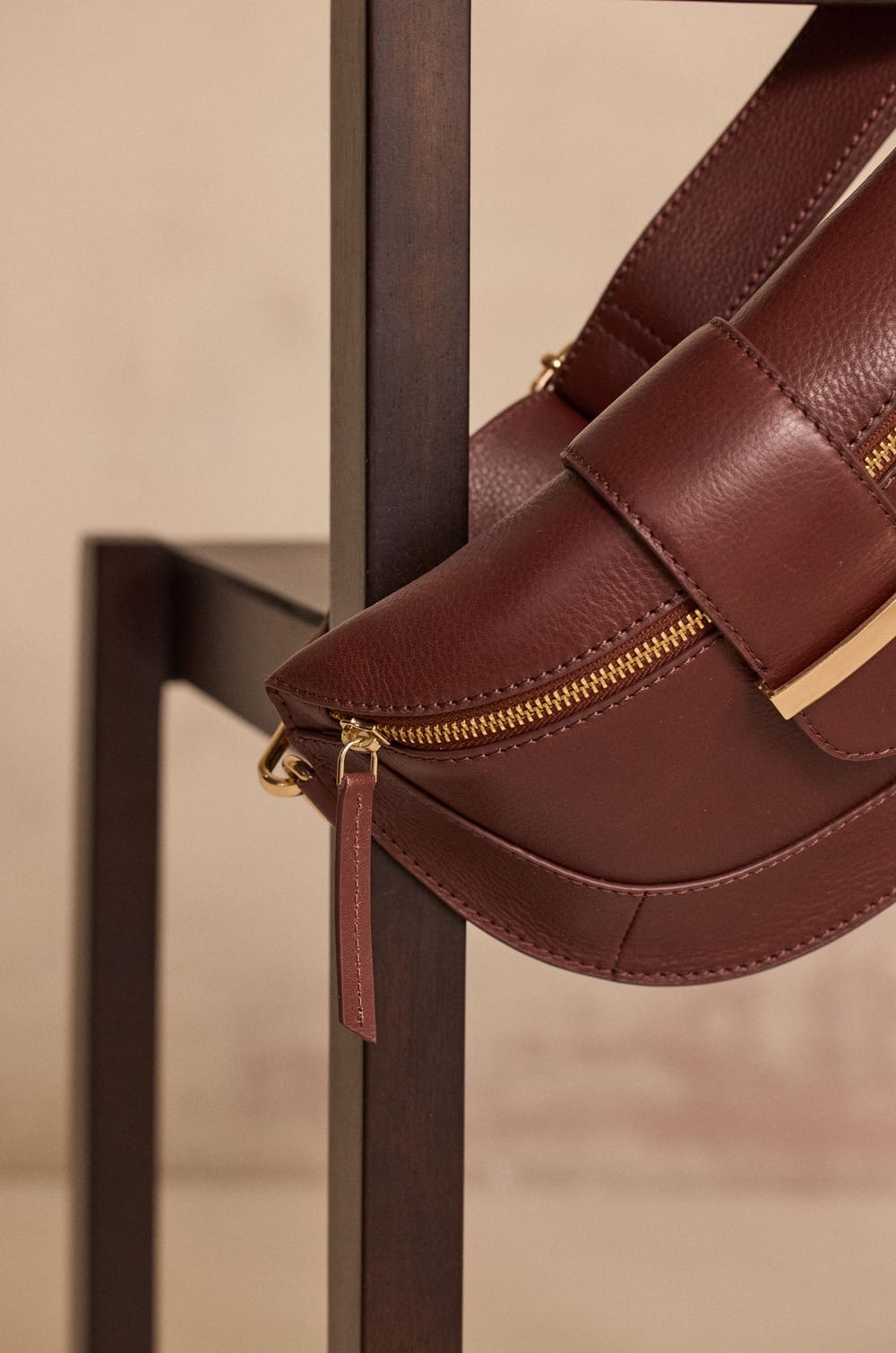 Sac banane en cuir MARCEL;${refinementColor}