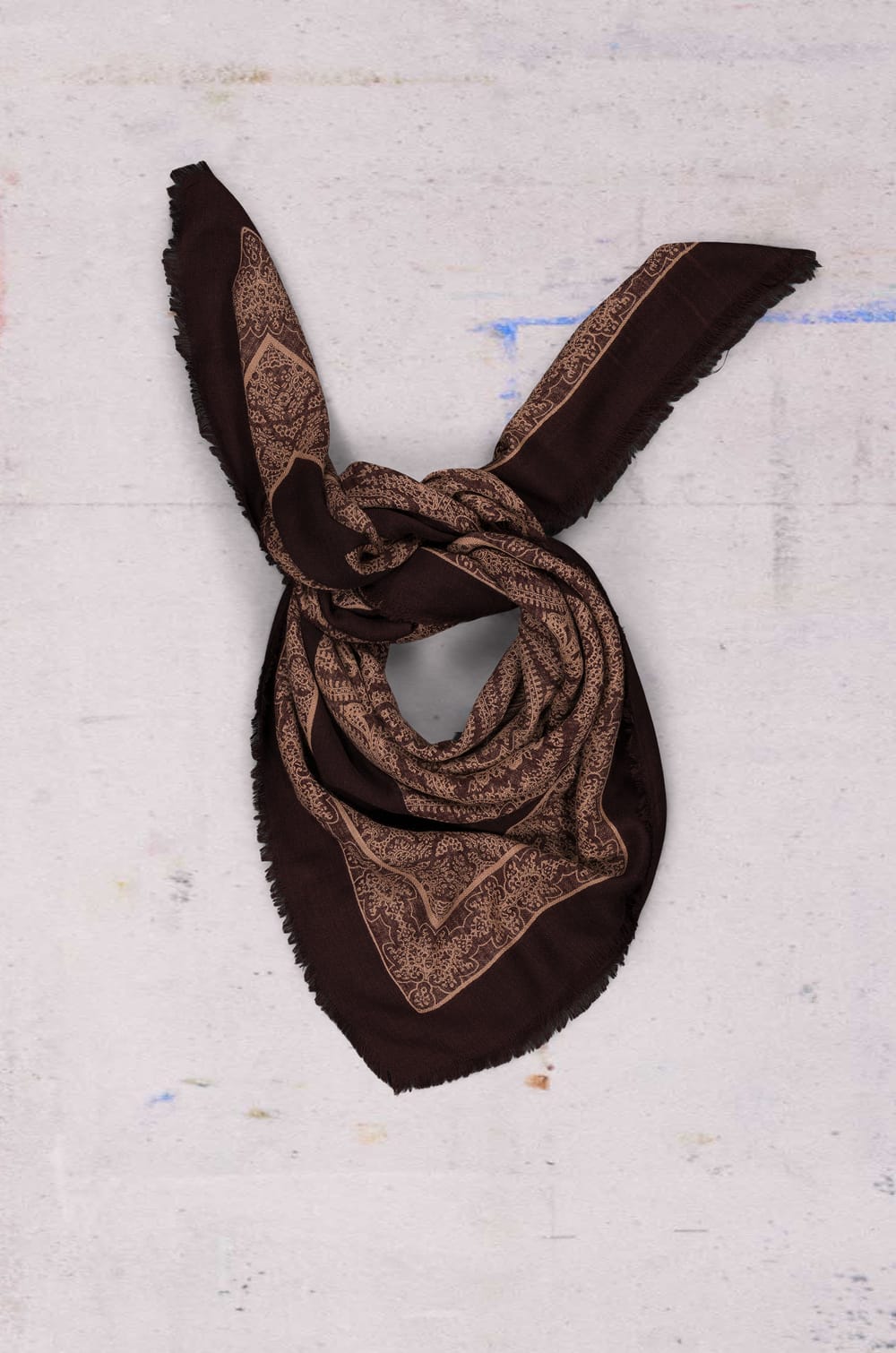 Édition Octobre Rose - Foulard TAMINE en 100% laine;${refinementColor}