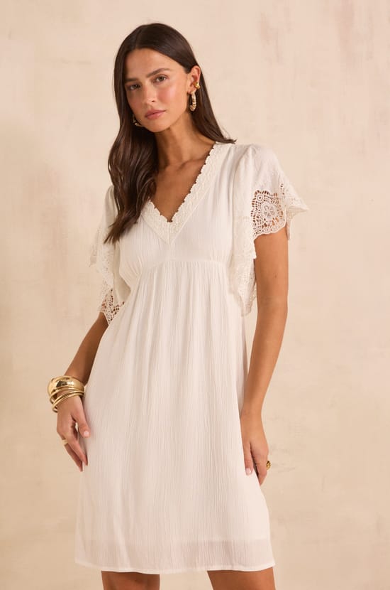 Short lace dress BELINA;${refinementColor}
