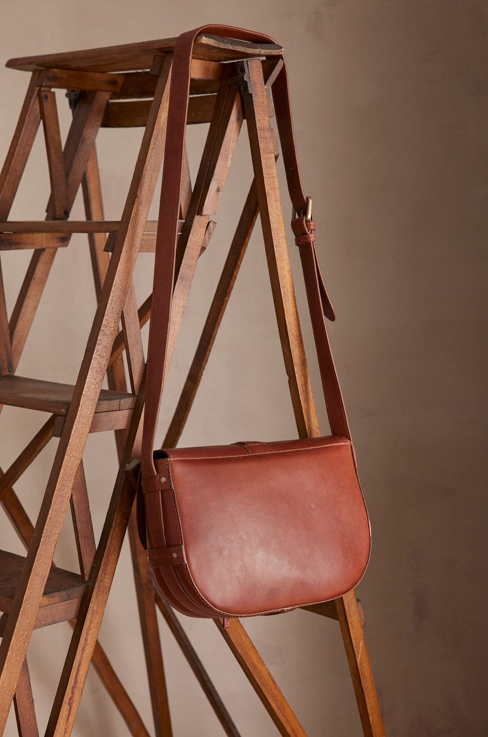 Sac LUCIEN en cuir;${refinementColor}