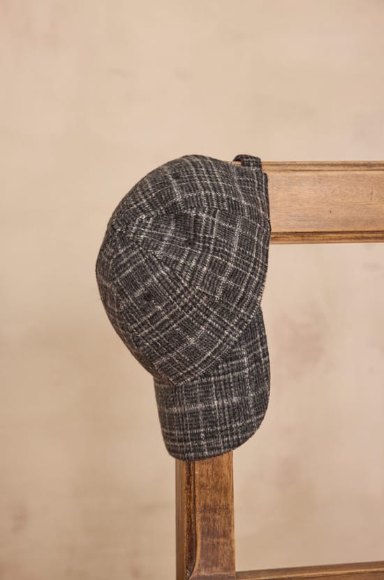 HARMONY checked cap;${refinementColor}