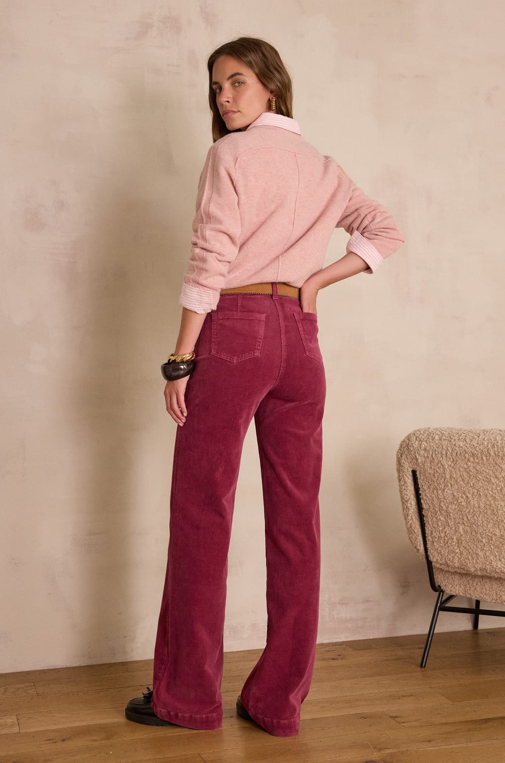 LUNA flare trousers in velvet;${refinementColor}