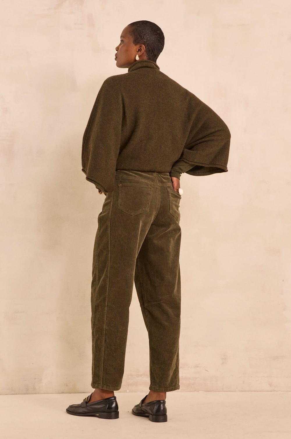 ROBINSON corduroy pants;${refinementColor}