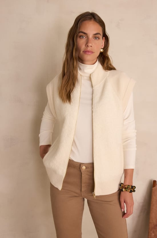 BRIAN sleeveless cardigan in alpaca and wool;${refinementColor}