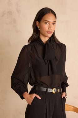 Blusa transparente con lazo SPIRIT;${refinementColor}