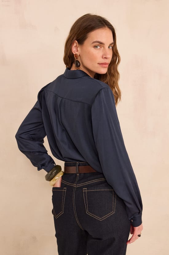 CARLA shirt;${refinementColor}