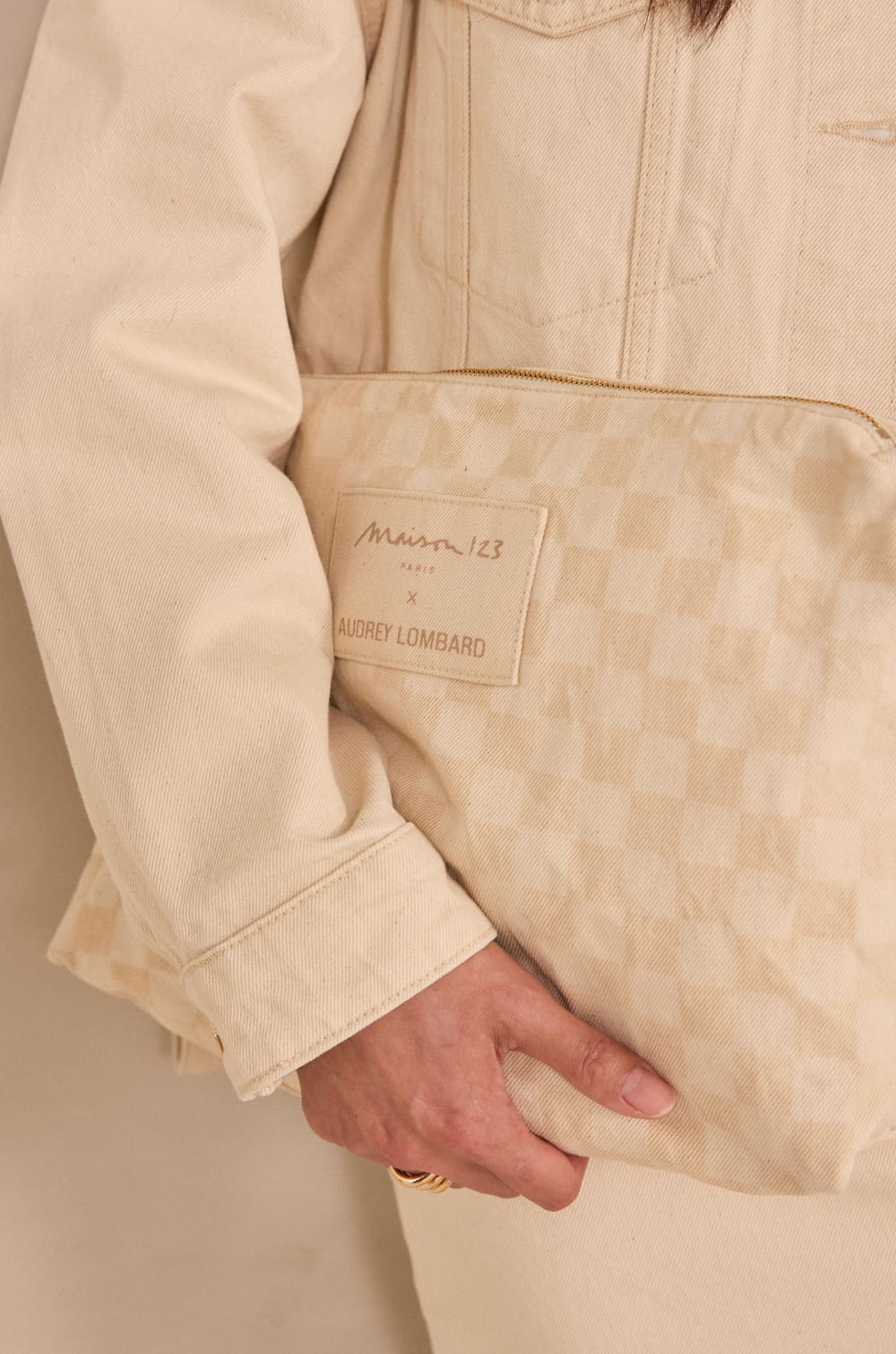 Pochette en jean &agrave; carreaux Audrey Lombard x Maison 123 SUZIE;${refinementColor}