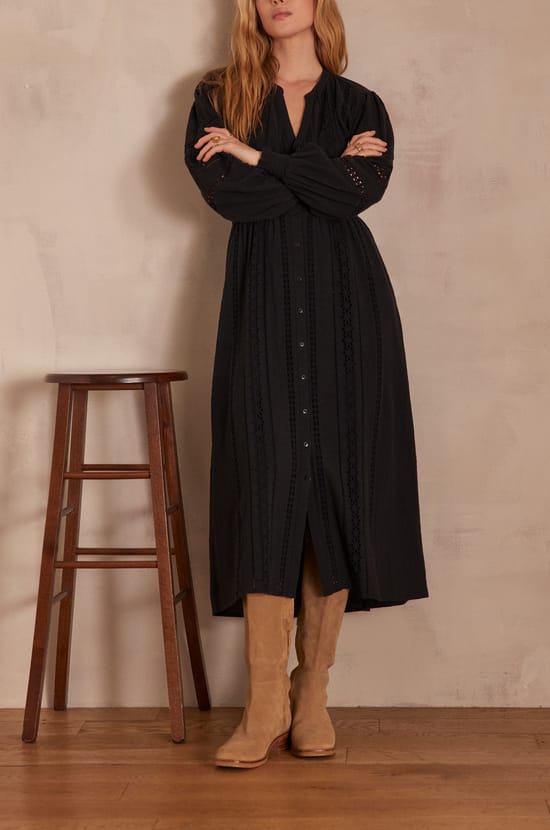 Robe LUCILIA;${refinementColor}