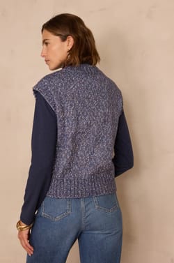 BOSTON sleeveless jumper;${refinementColor}