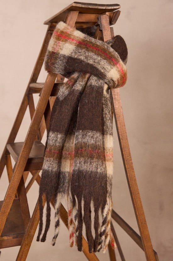 Woven scarf in mixed wool ROXANE;${refinementColor}