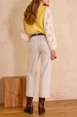 Jean LEA en denim;${refinementColor}