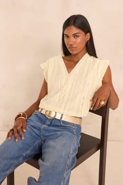 Blouse brod&eacute;e sans manches en coton MARA;${refinementColor}
