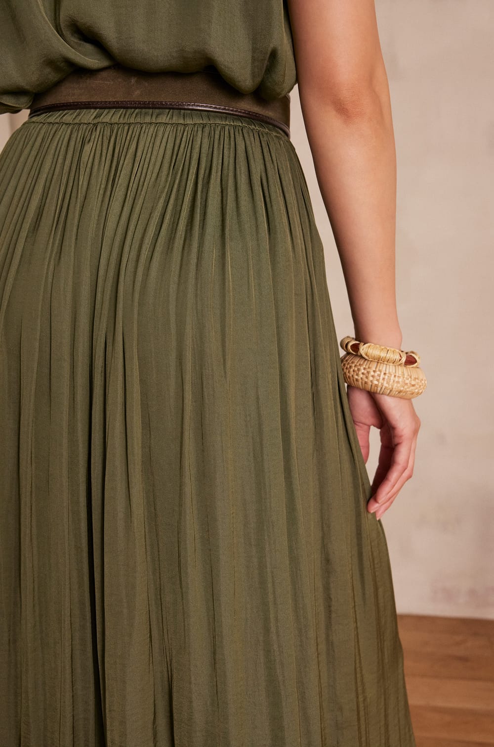 CRYSTAL pleated skirt;${refinementColor}