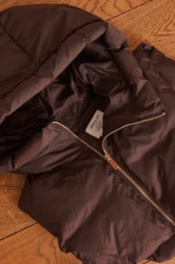 LUCIEN hooded collar;${refinementColor}