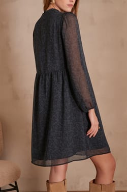 Robe LYNE;${refinementColor}