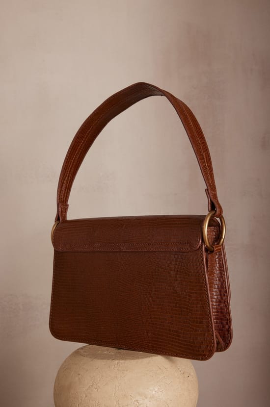 LEON leather shoulder bag;${refinementColor}
