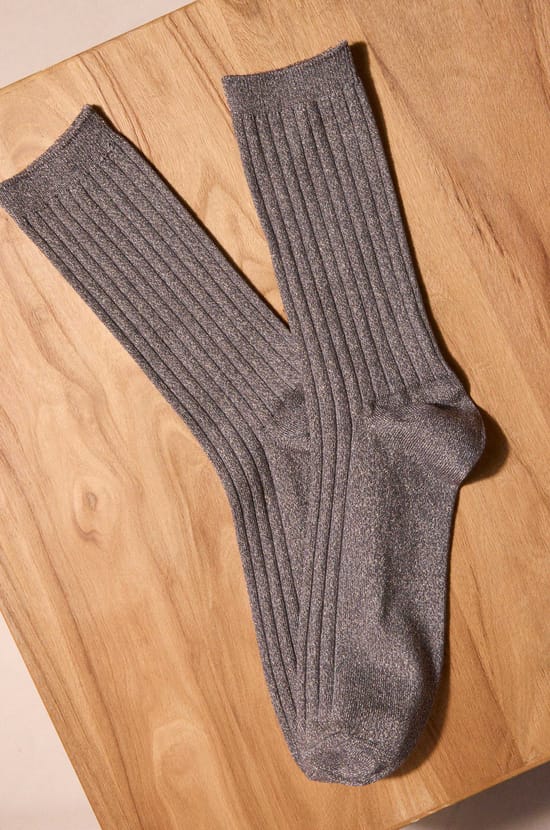 Gray striped socks FEVER;${refinementColor}
