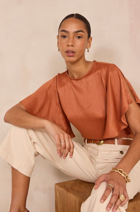 Blouse manches &agrave; volants DAREN;${refinementColor}