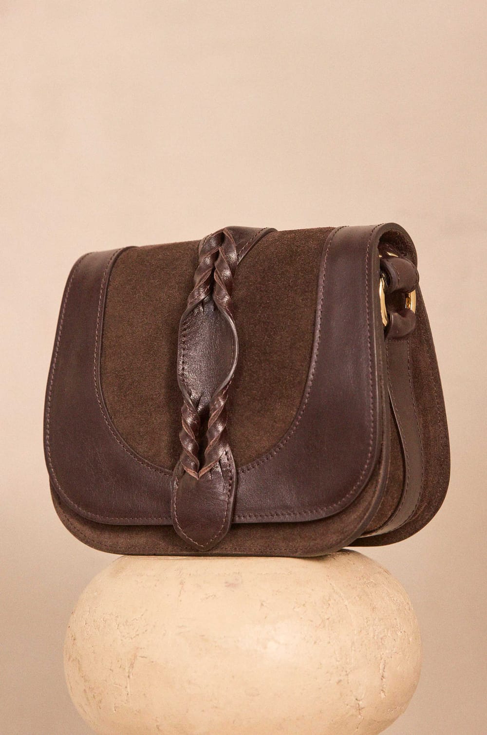 VICTOR MINI leather bag;${refinementColor}