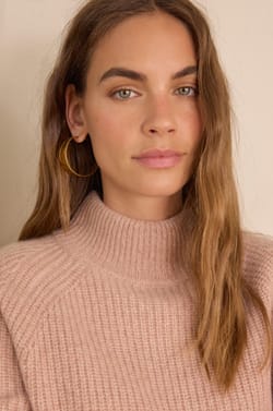 BRUCE ribbed jumper in 100% recycled cashmere;${refinementColor}