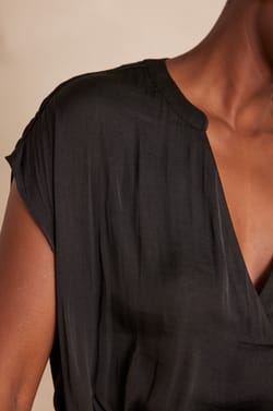 Blouse PHANY;${refinementColor}