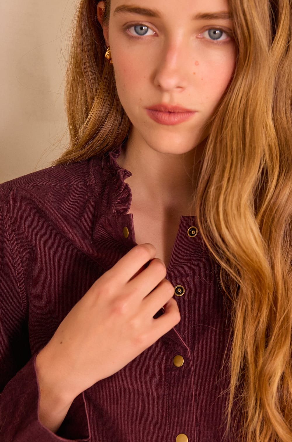 SERAPHINE velvet blouse in 100% cotton;${refinementColor}