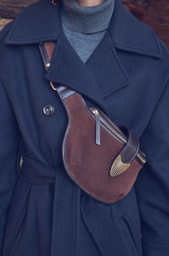 LEONARD leather bum bag;${refinementColor}
