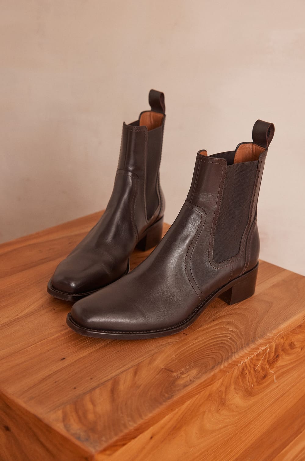 Bottines VANIA en cuir;${refinementColor}