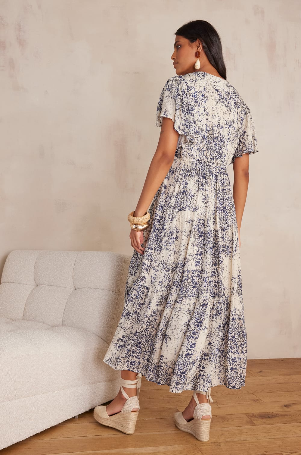 Robe CAMILLE;${refinementColor}