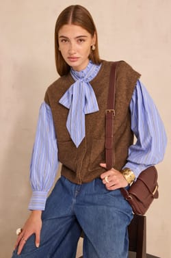 Sleeveless sweater in a blend of yak and wool ADAM;${refinementColor}