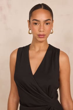 SHORT DRESS BERRY;${refinementColor}