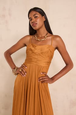 Flowy strapless dress PASSION;${refinementColor}