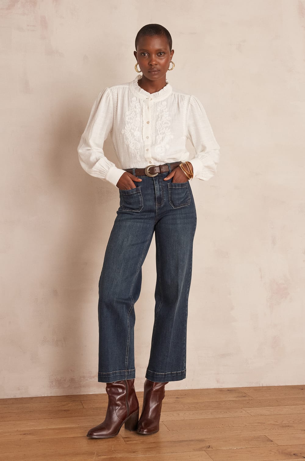 LEA CROPPED Jeans in denim;${refinementColor}