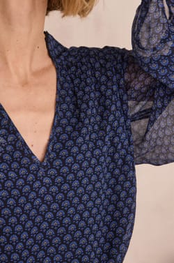 DORIANE floral patterned blouse;${refinementColor}