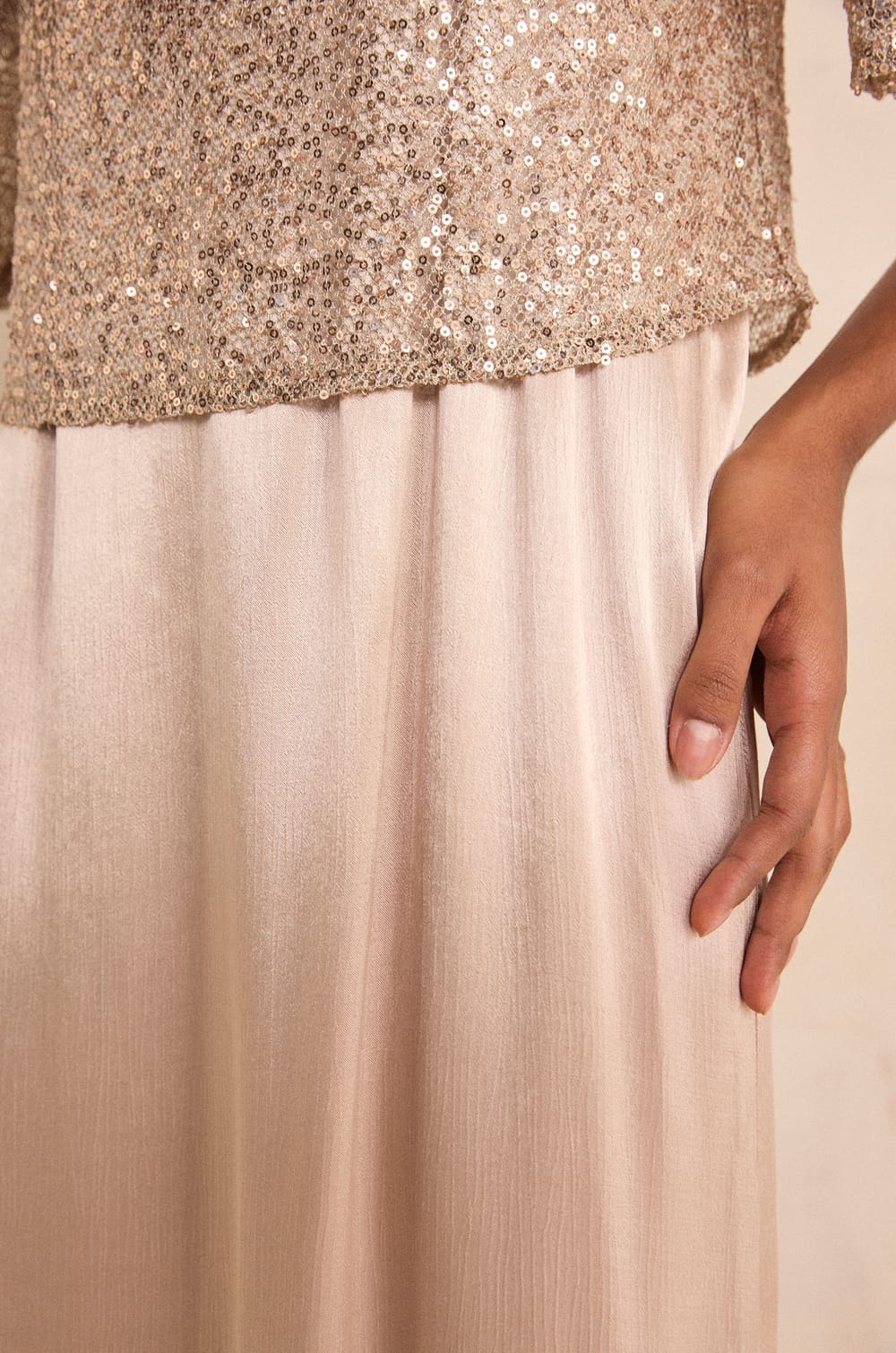 Shiny sequin straight dress;${refinementColor}