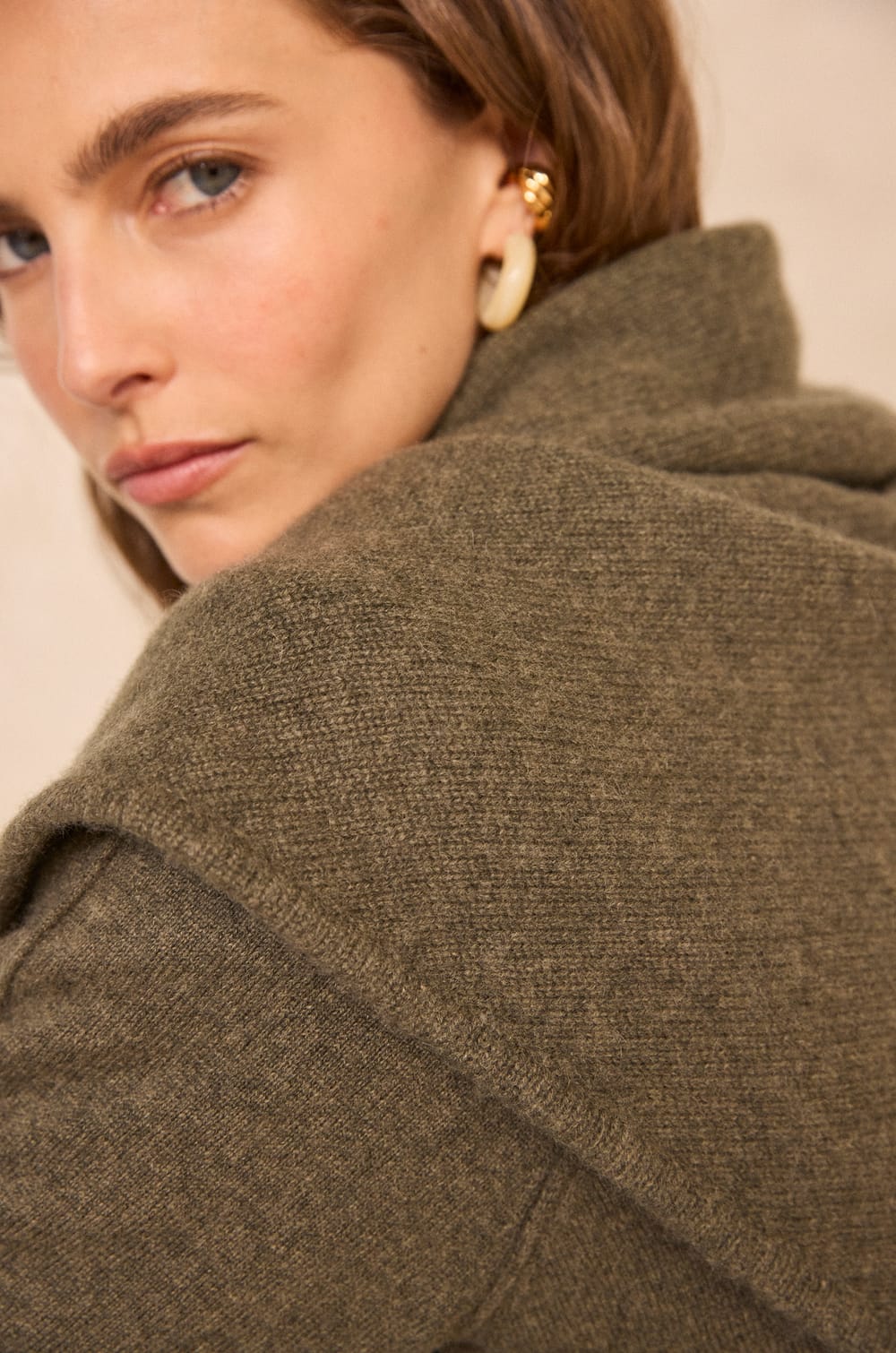 RACHELLE cashmere scarf;${refinementColor}