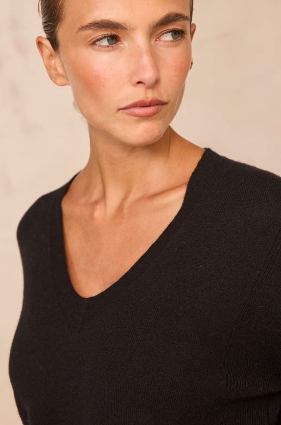 ALBAN long-sleeve wool sweater;${refinementColor}