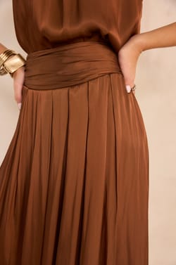 Fluid satin skirt VANINA;${refinementColor}