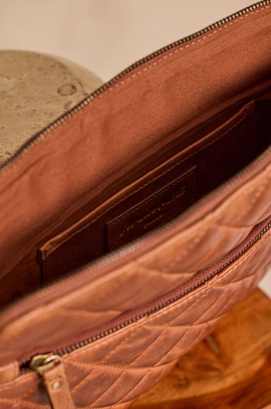Pochette d'ordinateur 100% cuir VIVIEN;${refinementColor}