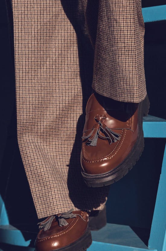 VALENTIN leather loafers;${refinementColor}