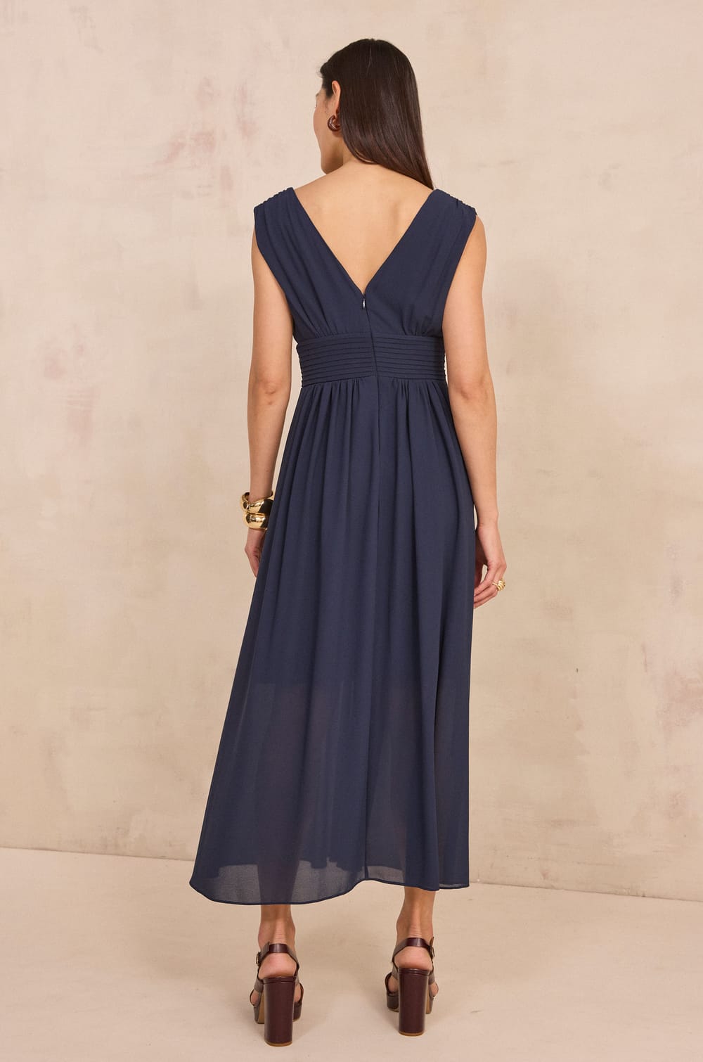 Robe droite BECCA ;${refinementColor}