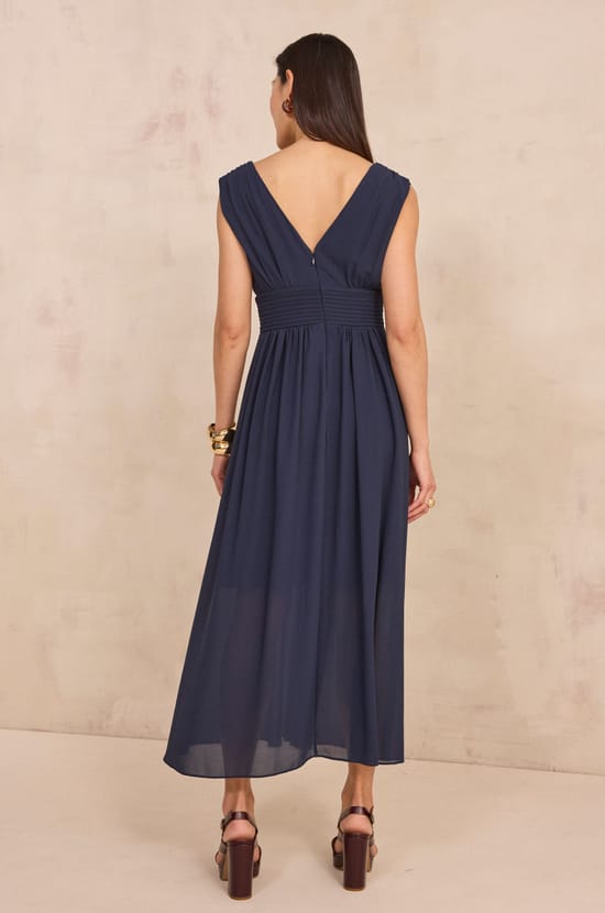 Straight dress BECCA;${refinementColor}