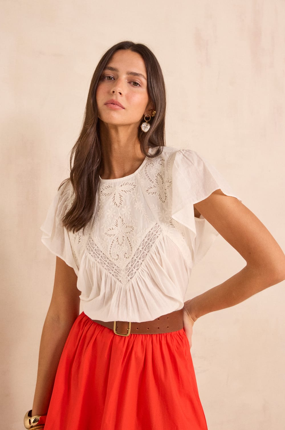 Short-sleeved embroidered blouse DAVENPORT;${refinementColor}