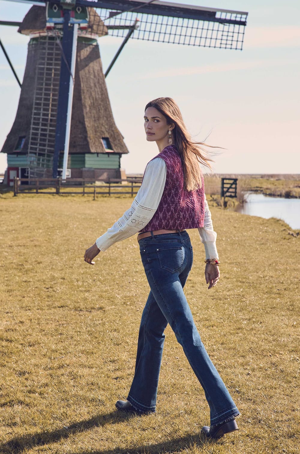 ASTRID bootcut jeans;${refinementColor}