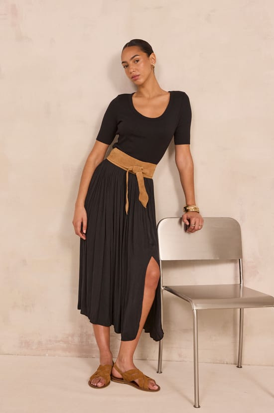 Jupe flou &agrave; pliss&eacute; Juliana;${refinementColor}