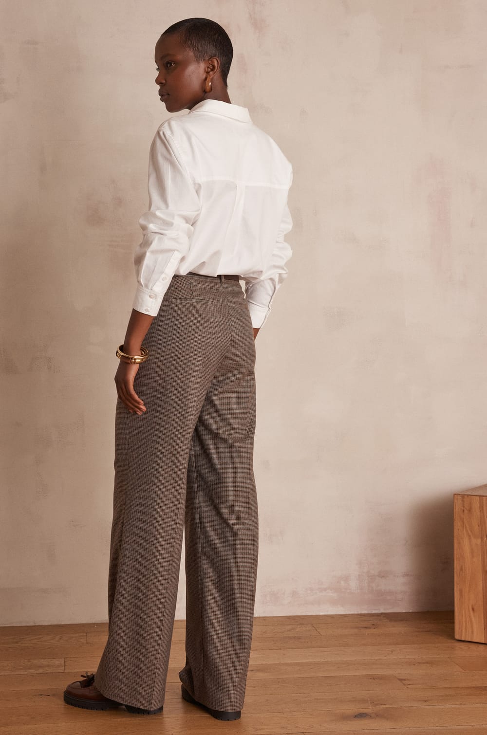 FERGUSON wide-leg checked trousers;${refinementColor}