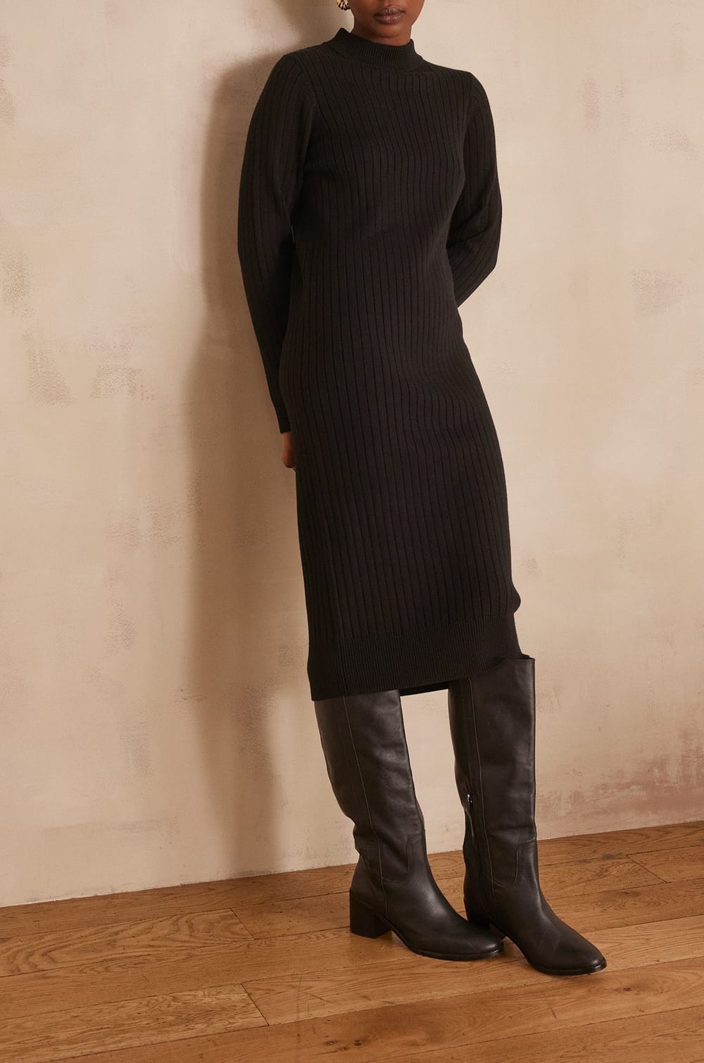 Robe LAURA;${refinementColor}