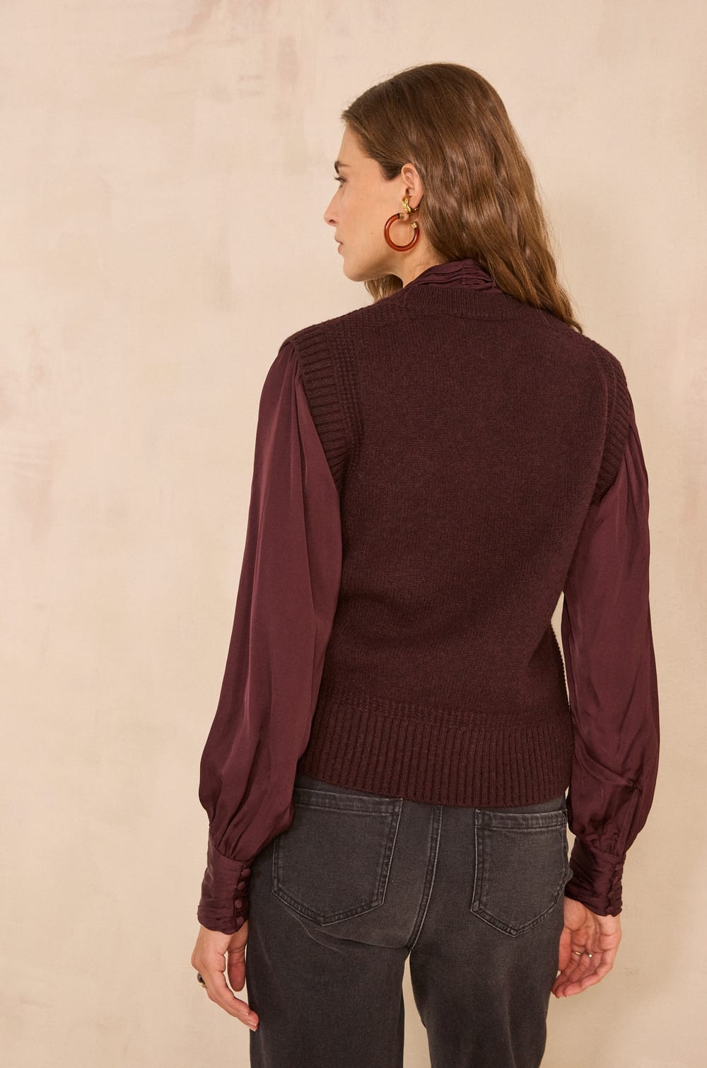 Sleeveless wool sweater ANOUK;${refinementColor}
